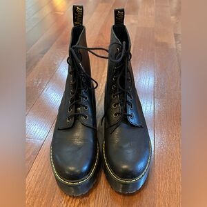 LIKE NEW Doc Marten heeled boots, sz 8